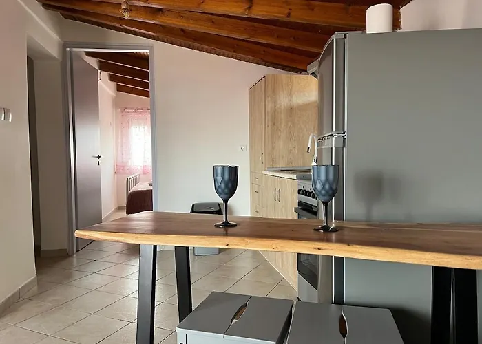 Sweet Wooden Appartement
